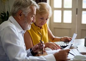 Льготы по имущественным налогам для пенсионеров: МНС привело примеры